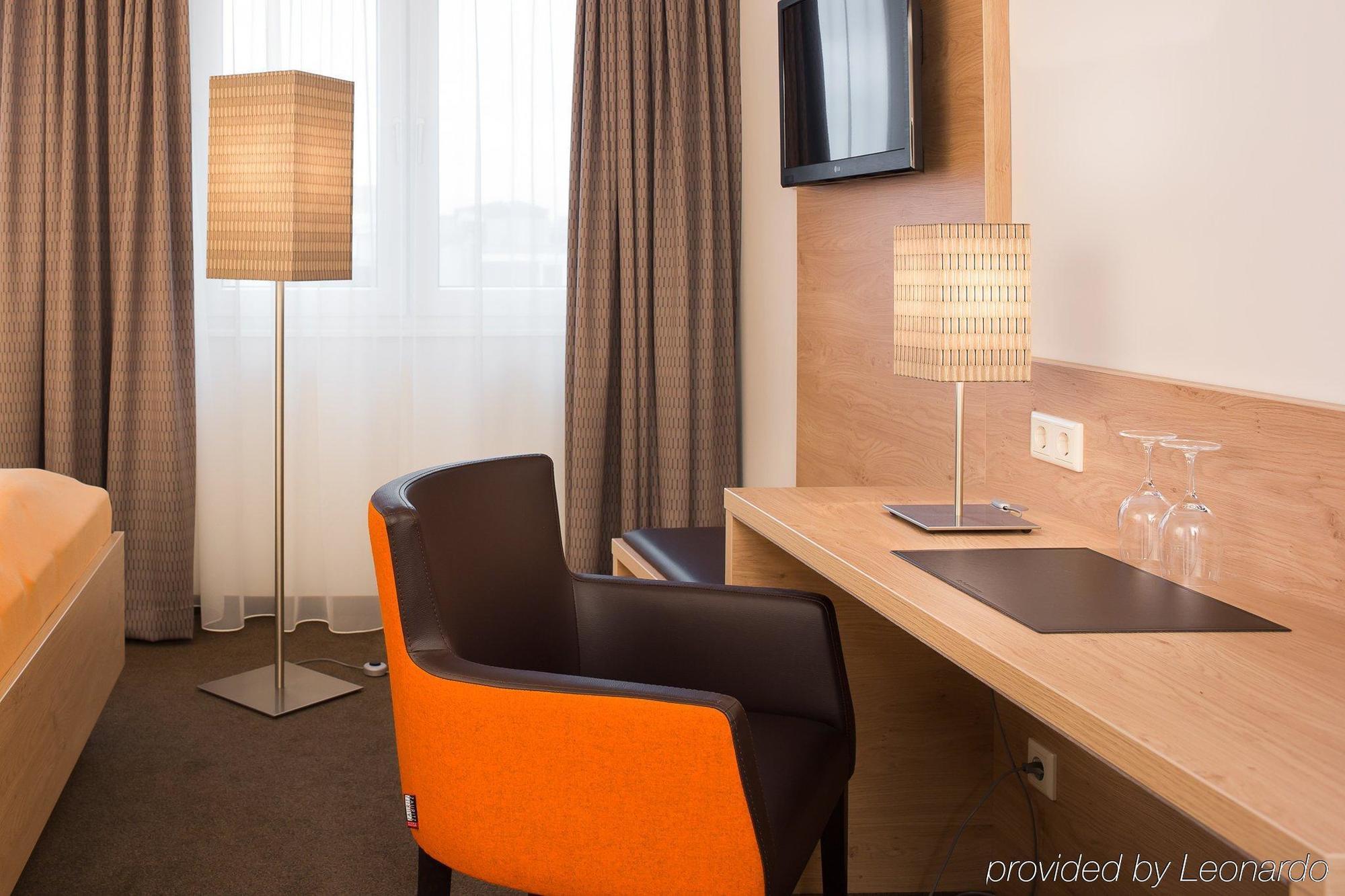 Stadthotel Am Roemerturm 4* Colónia